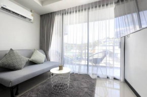 Modern fully furnished apartment near the beach